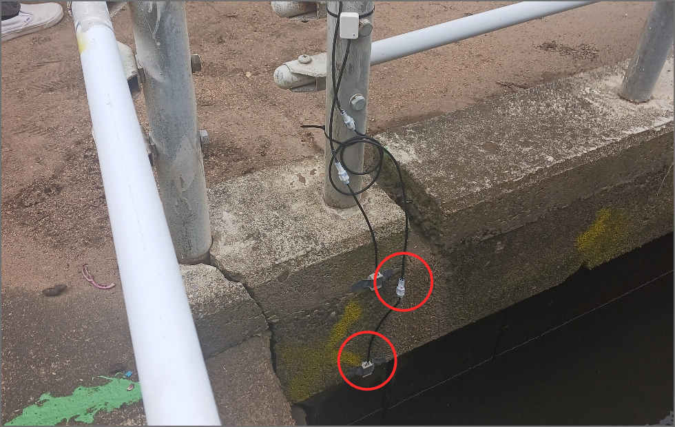 用水路への設置の写真